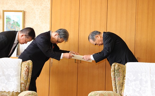 感謝状を頂く黒川社長