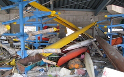 被害を受けた大学の艇庫