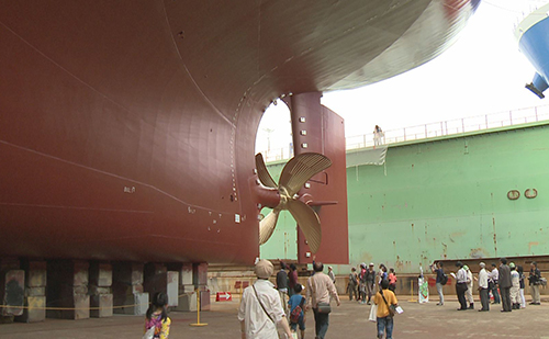 ドック内渠底見学